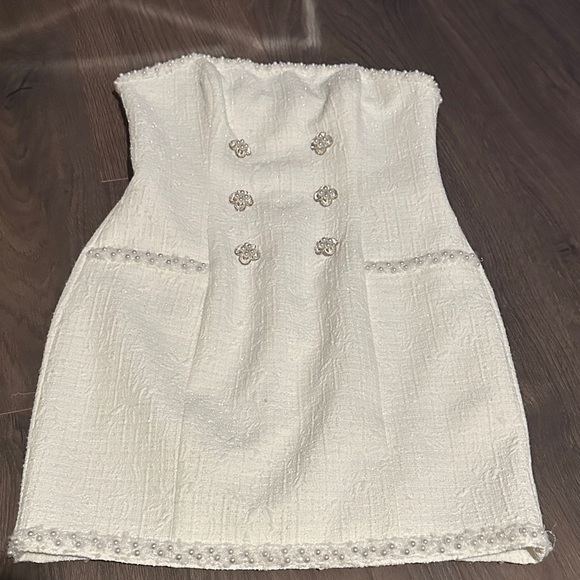 Anthropologie Dresses & Skirts - Anthropologie Strapless White Dress